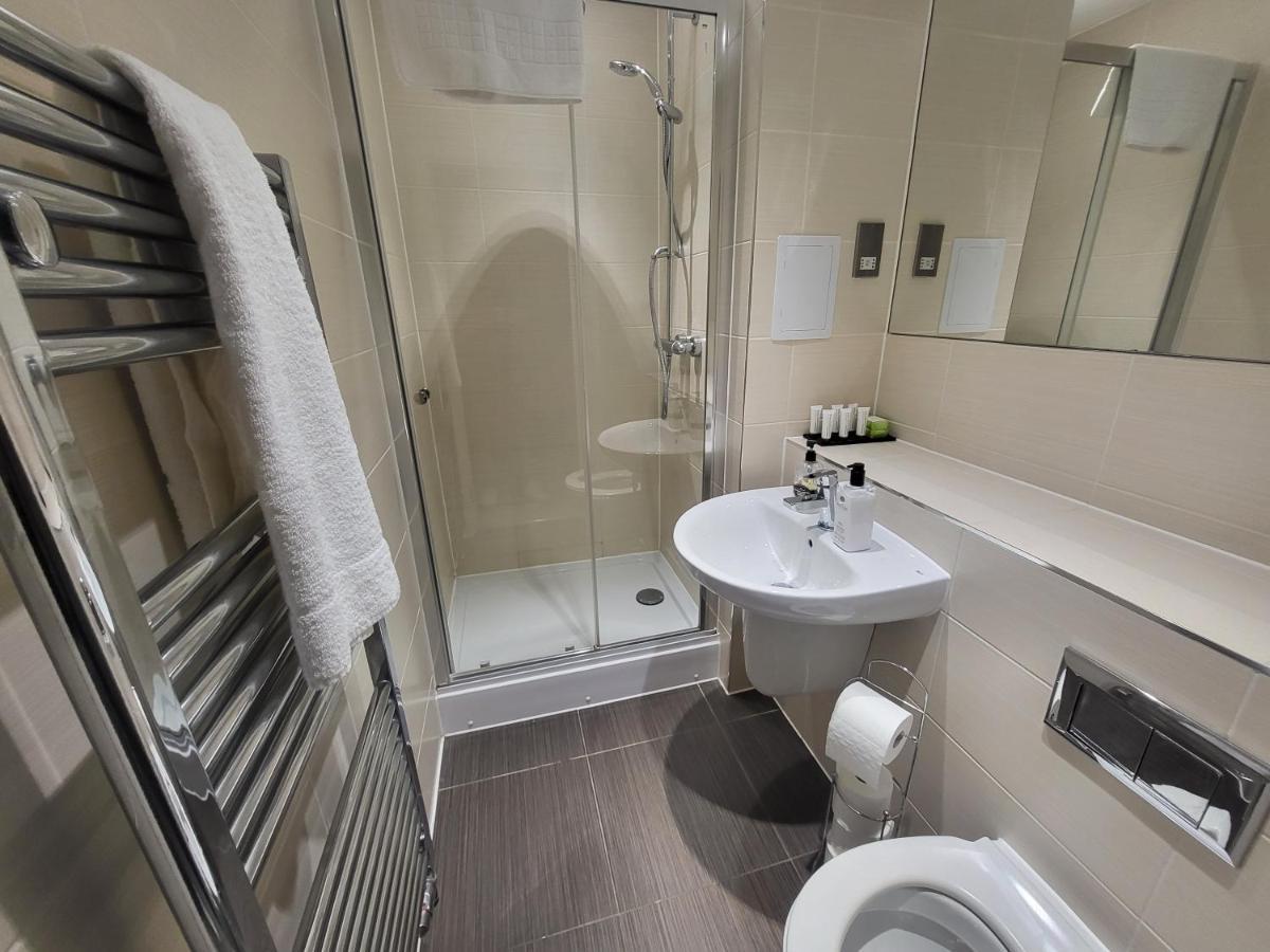 Garland Apartment, Greenhithe 3 Дартфорд Екстериор снимка